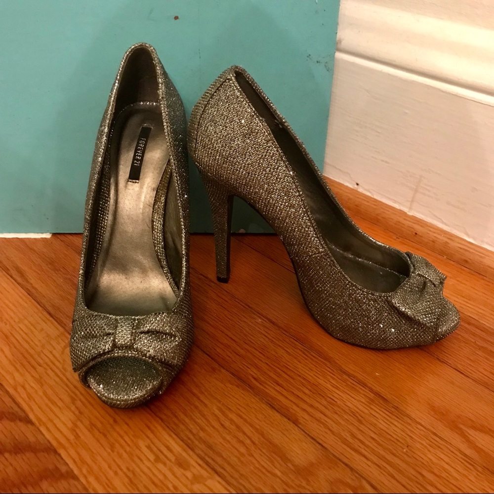 Forever 21 Silver Metallic Shoes